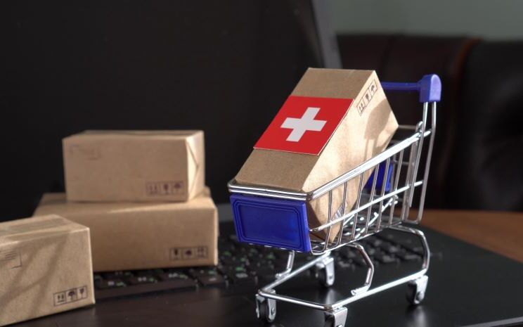 2024年4月17日、スイスのデータ保護監督機関はスイスで最大のオンラインストアを運営しているDigitec Galaxus AGによる顧客データの処理に関して調査を行い、当該調査の報告書において、Digitec Galaxus社が2020年連邦データ保護法における情報提供義務、透明性及び比例性の原則に違反したと判断した旨発表